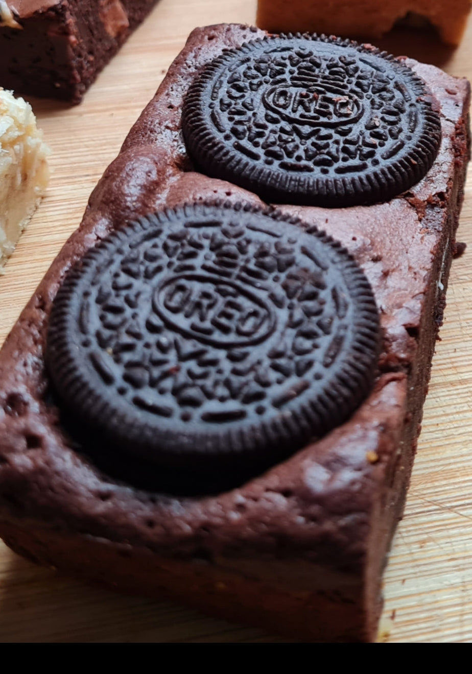 VEGAN Oreo Brownie
