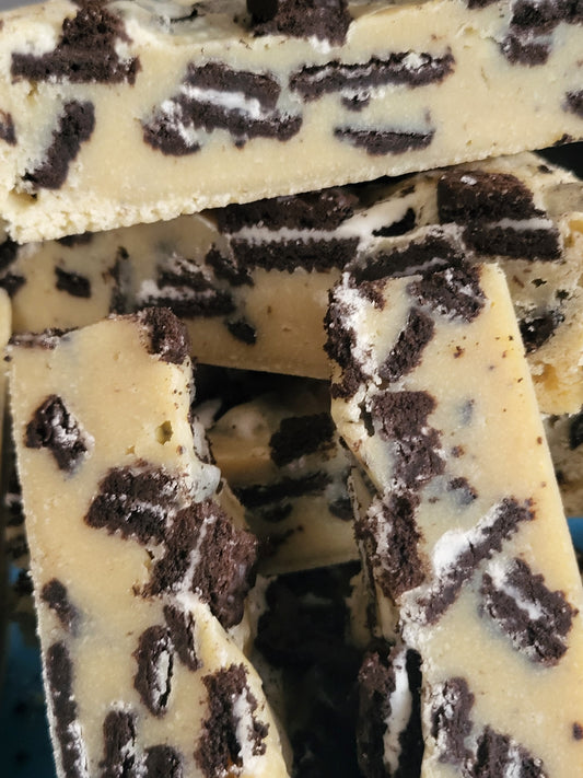 VEGAN Oreo Blondie