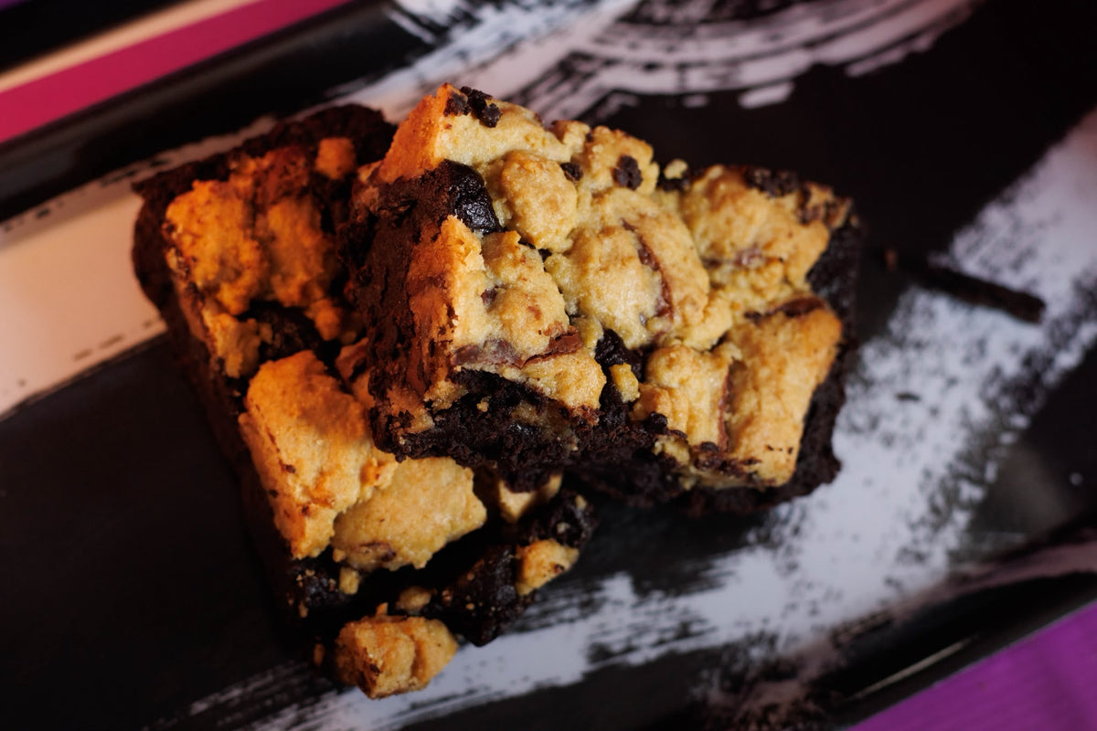 VEGAN Cookie dough brownie